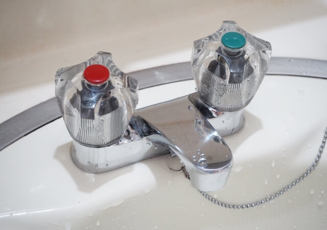 ハンドル式水栓