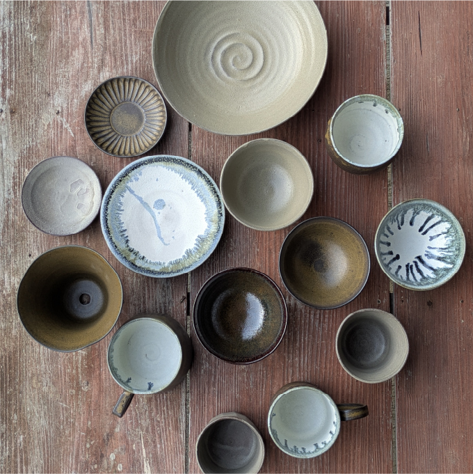 グループ窯［マグカップ、鉢、皿など食器類 ］