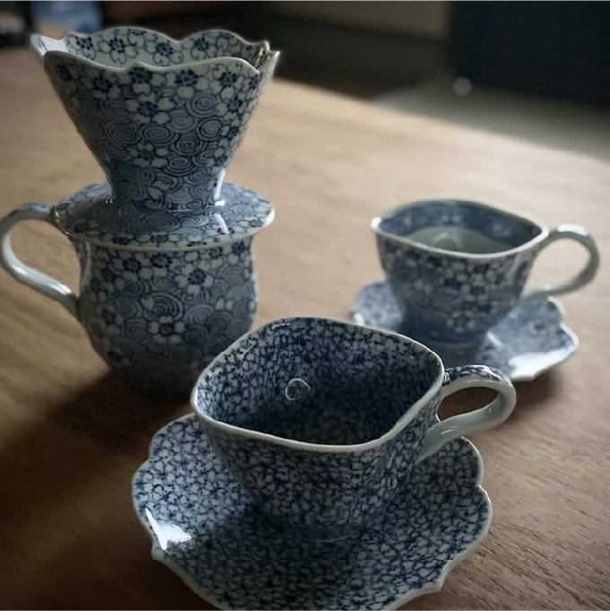 有田焼 陶房 惣次郎窯［有田焼の手作りの日用食器、小鉢やお皿、そば猪口・カップ等 ］