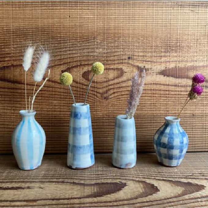 西 聡実［ 器、皿、花生、まねき猫などの置き物 ］