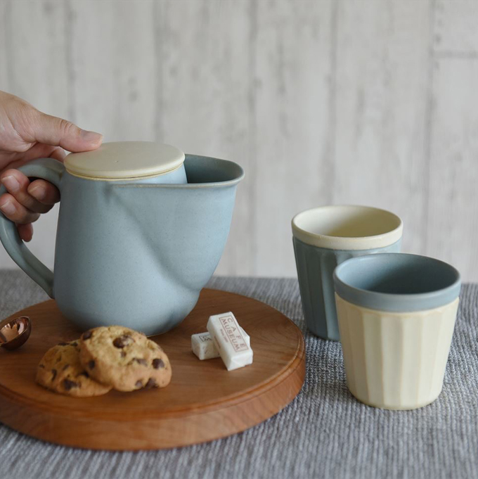 京焼窯元 晋六窯［陶磁器の器全般、陶器アクセサリー ］