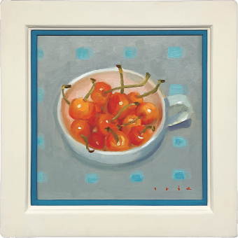 カップの中のサクランボ