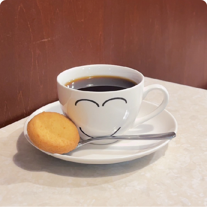 ジンジャークッキーとコーヒーのセット